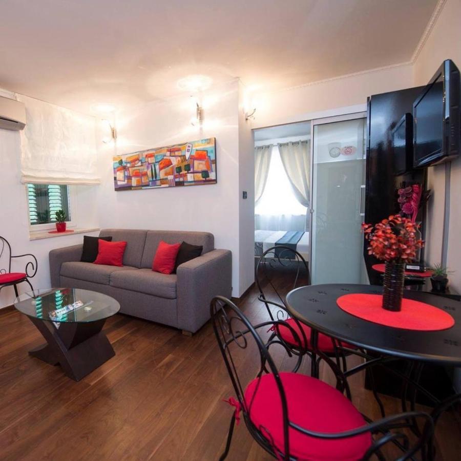 Central Luxury Apartment Xenia Сплит Екстериор снимка
